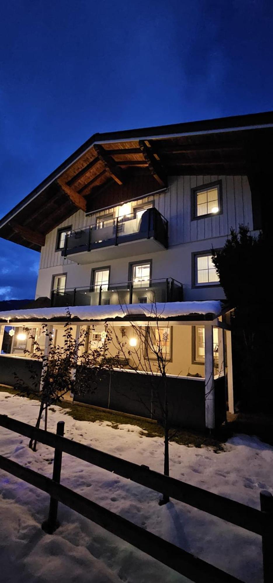 Gaestehaus Amade Flachau Exterior photo
